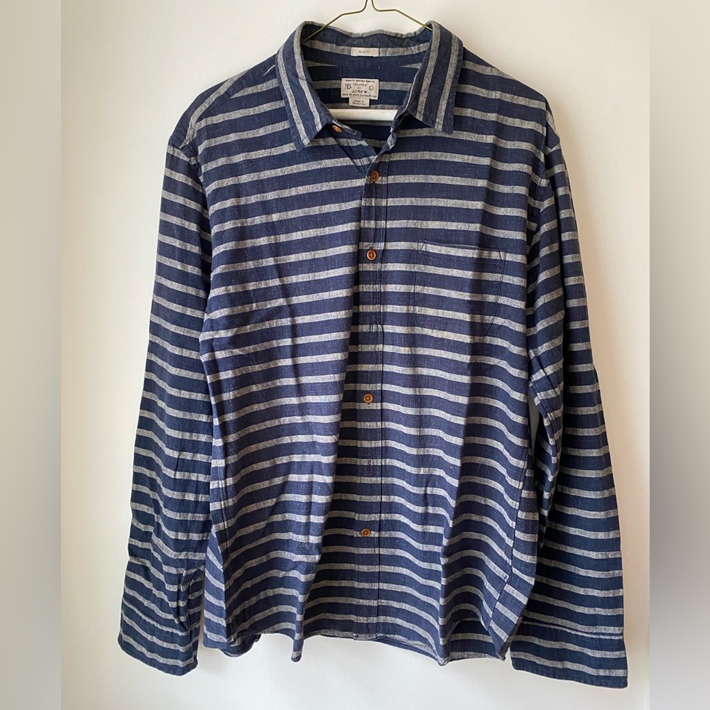 J.Crew slim fit men’s size Large button down